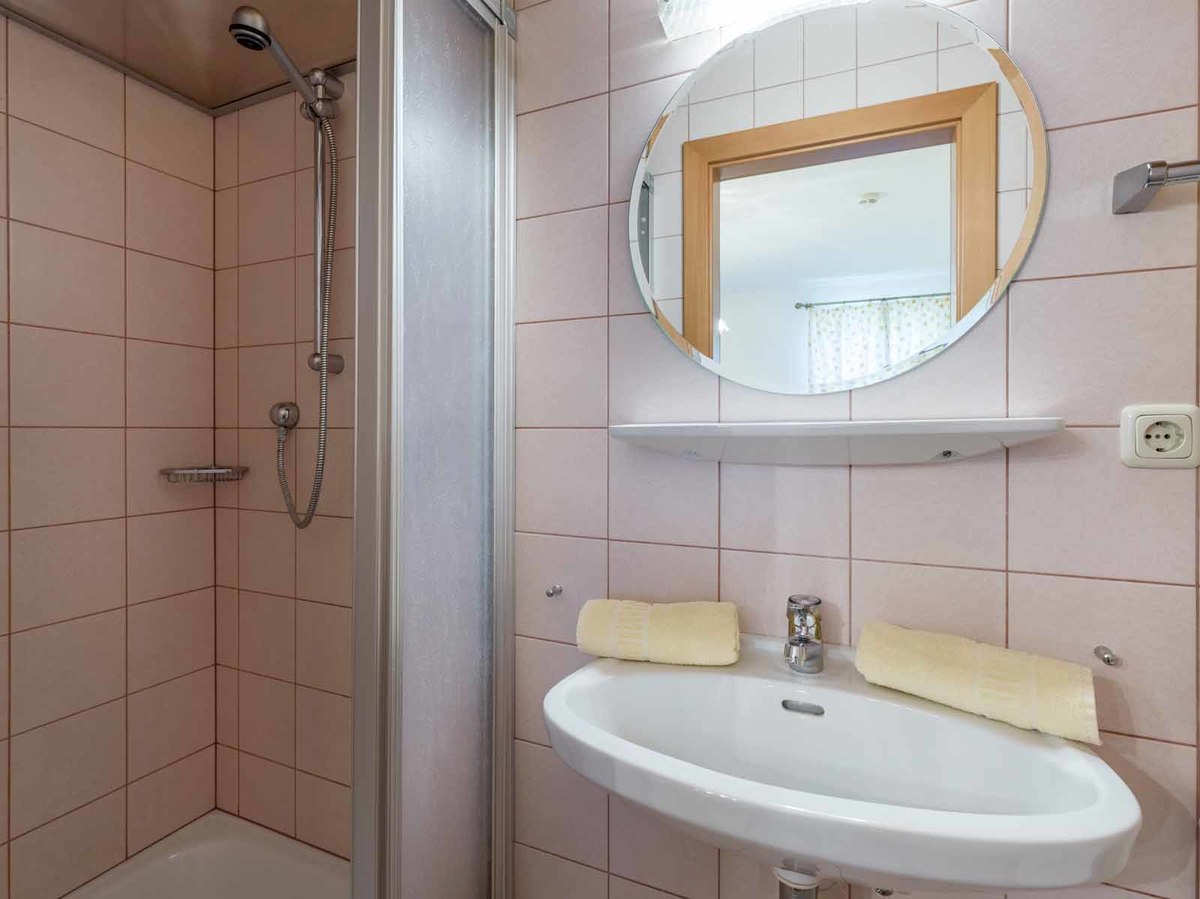 Hotel image carousel