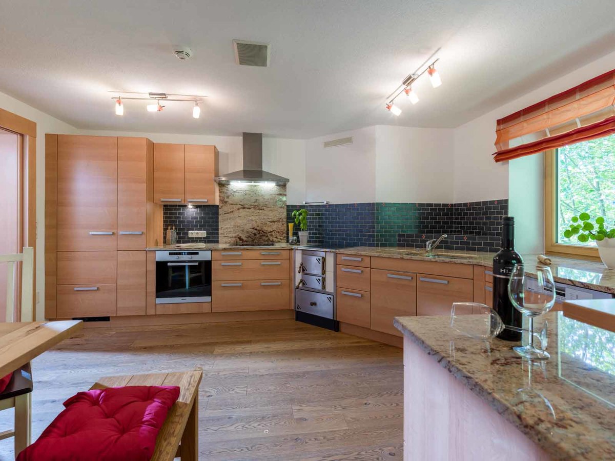 Hotel image carousel