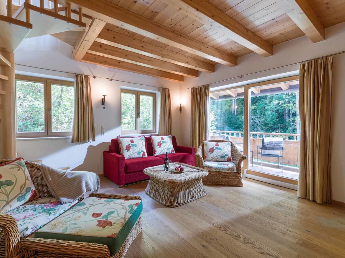 Hotel image carousel